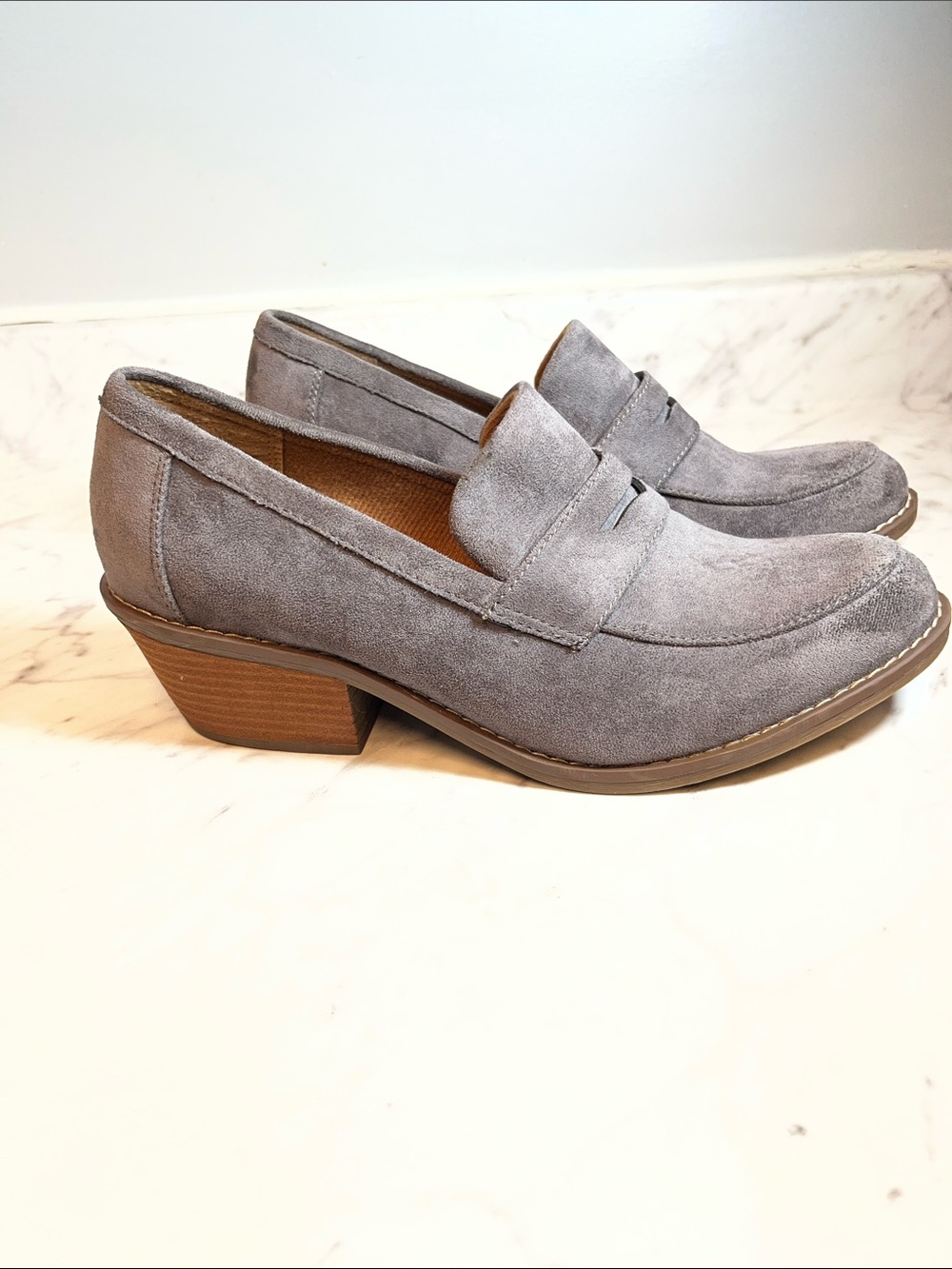 Eurosoft,Women's Grey Suede Low Block Heel Loafers